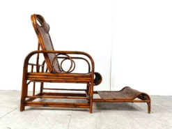 Chaise de jardin, chaise longue en rotin et bambou, années 1950