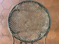 Chaise de jardin en fer peint XIXe