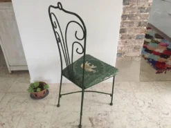 Chaise de jardin vintage en fer forgé
