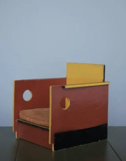 Chaise en jouet moderniste rare par Ko Verzuu pour Ado, années 1930