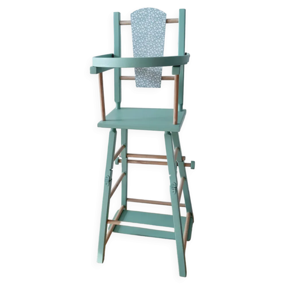 Chaise haute de poupee vintage