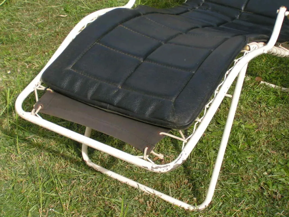 Chaise longue