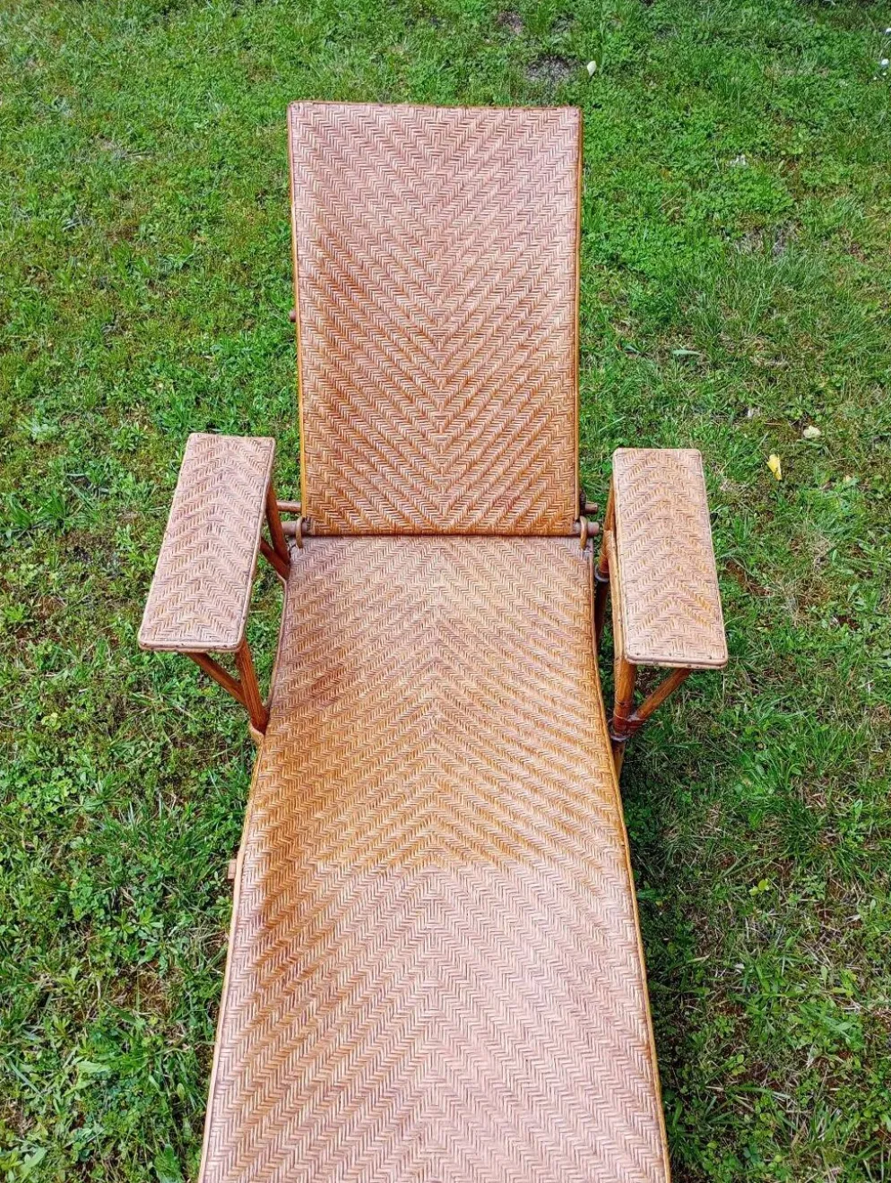 Chaise longue ancienne