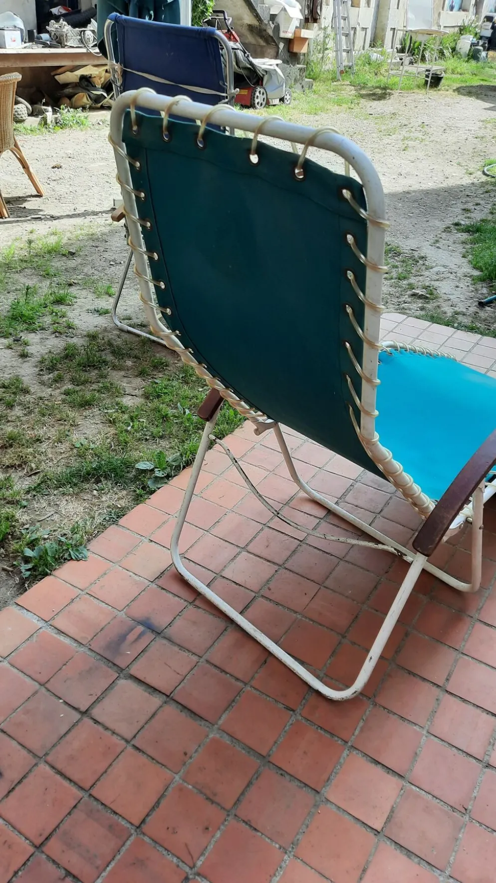 Chaise longue basculante