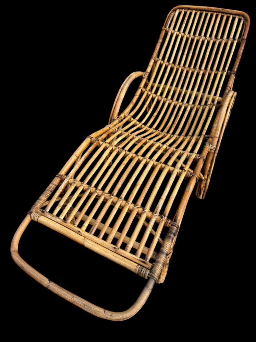 Chaise-longue en rotin italien