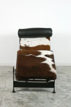 Chaise Longue LC4 par Le Corbusier, Pierre Jeanneret et Charlotte Perriand