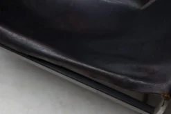 Chaise longue Pierre Paulin F444 en cuir noir - Tout original, Vintage