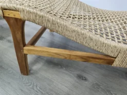 Chaise longue/ transat tressé en teck