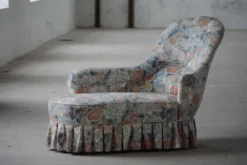 Chaise longue vintage/Canapé avec tapisserie florale, design danois moderne, années 1950