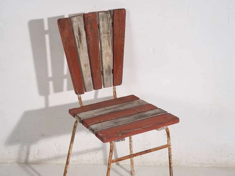 4 chaises de jardin rouges, c.1920