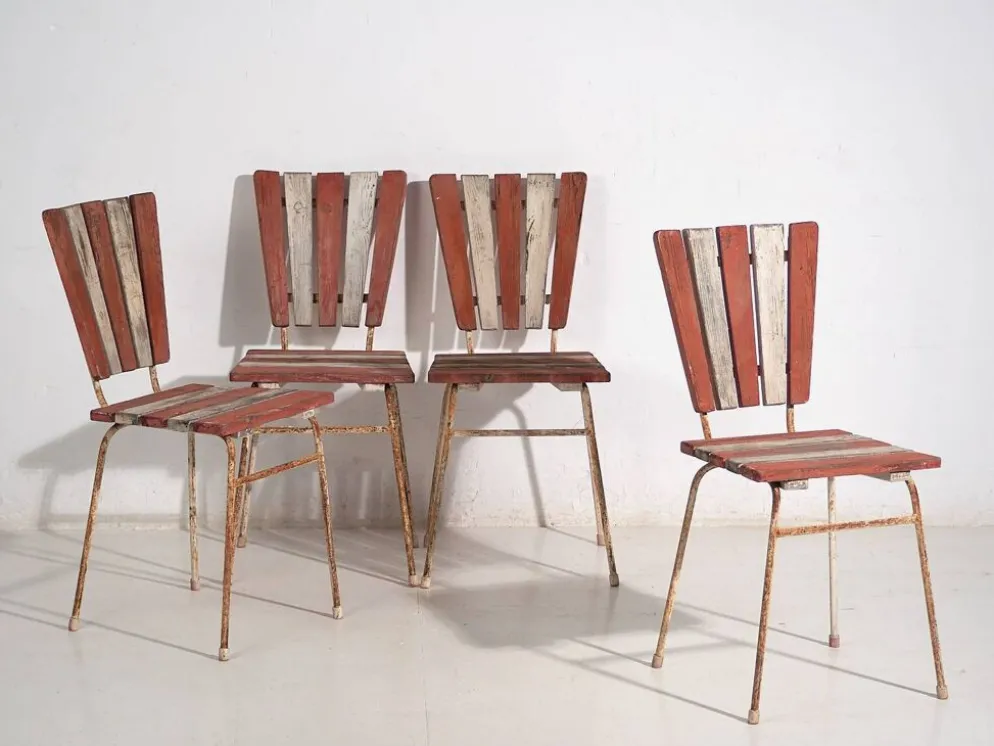 4 chaises de jardin rouges, c.1920