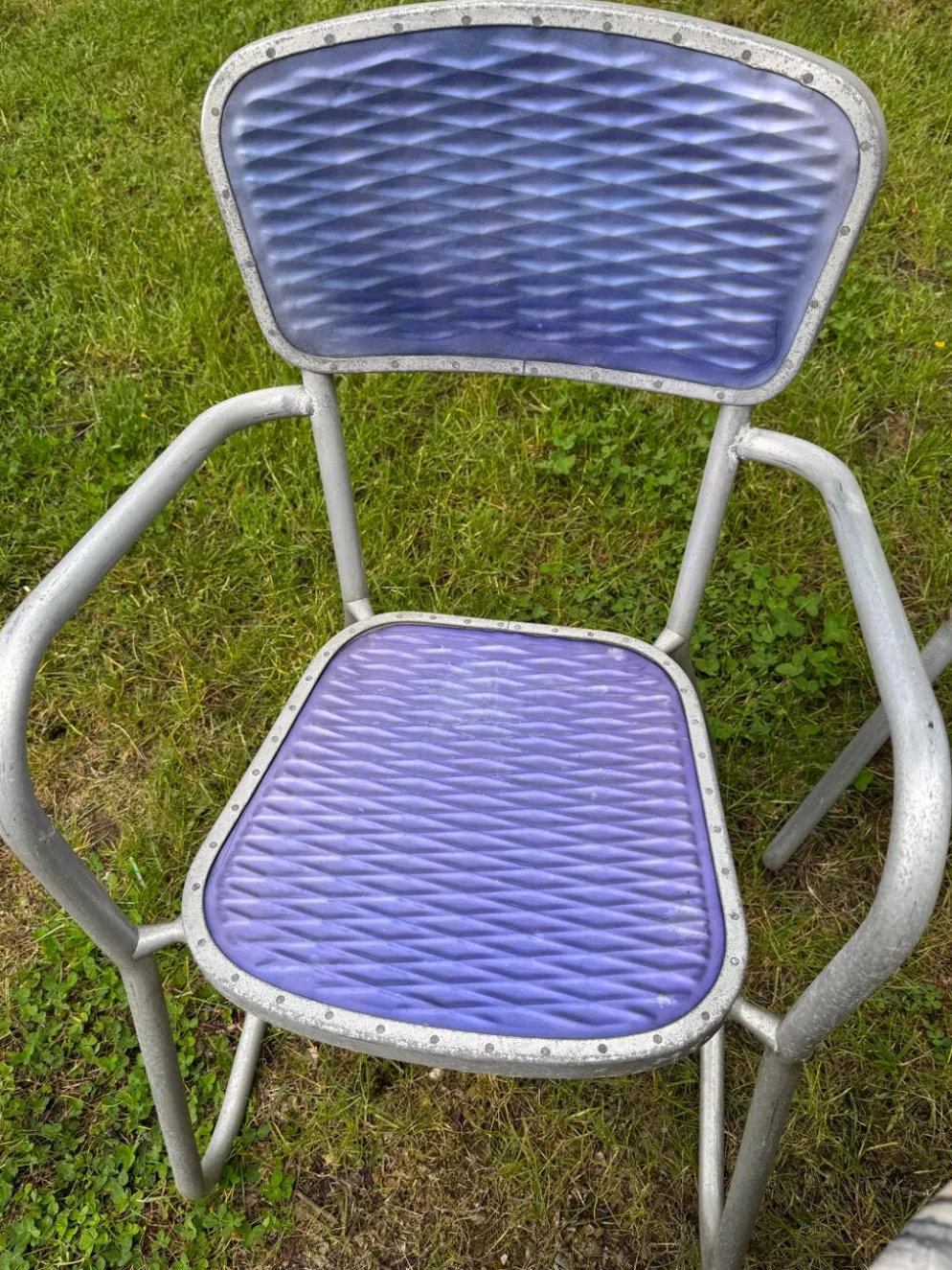 4 chaises fauteuils jardin design Gaston Viort