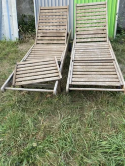 Chaises longues