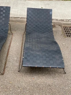 2 chaises longues de jardin en vinyle, années 60