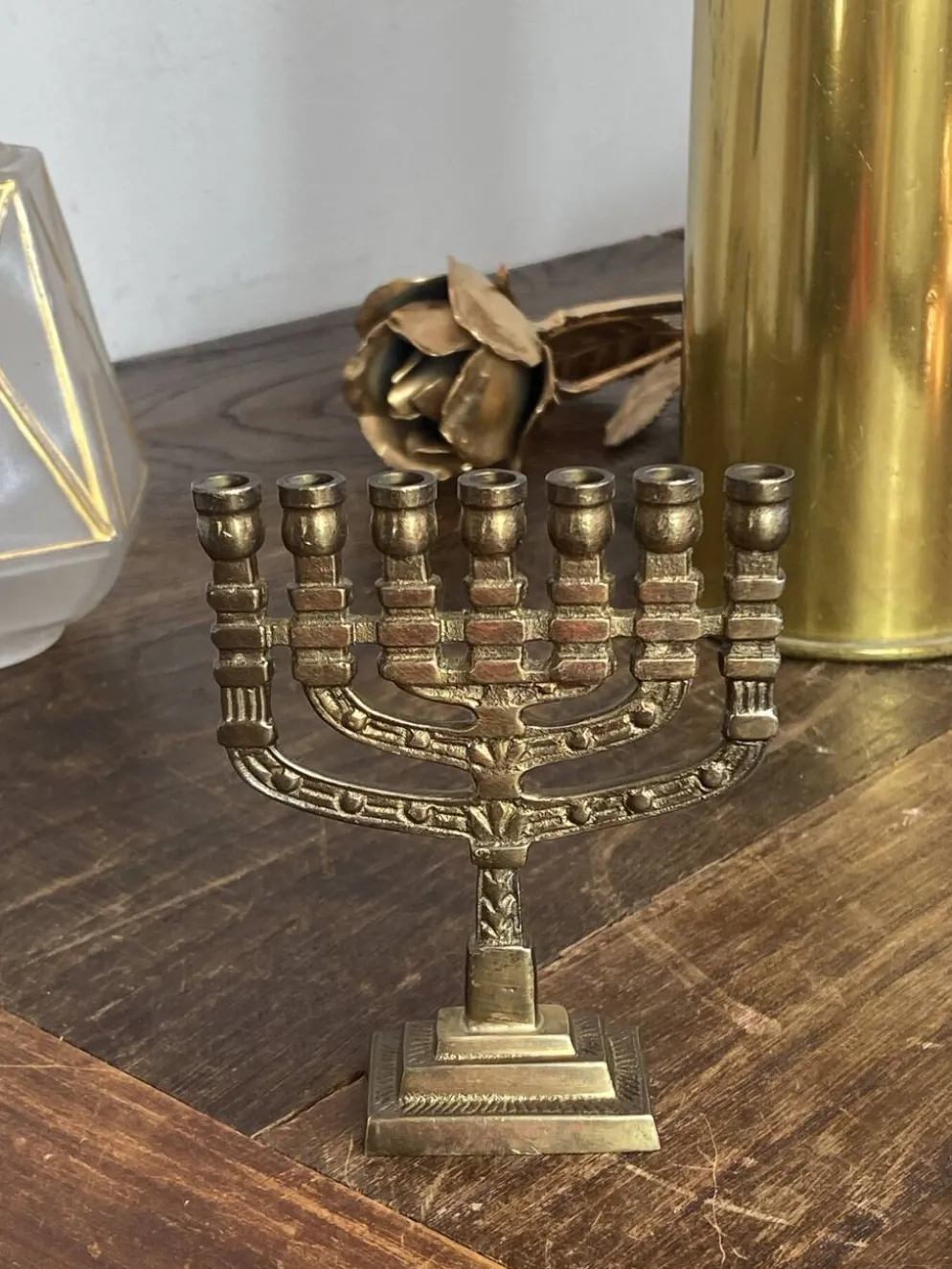 Chandelier, menorah à sept branches, en laiton