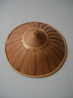 Chapeau artisanal traditionnel asiatique ethnique fabrication artisanale ancien asie