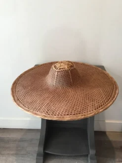 Chapeau asiatique rotin