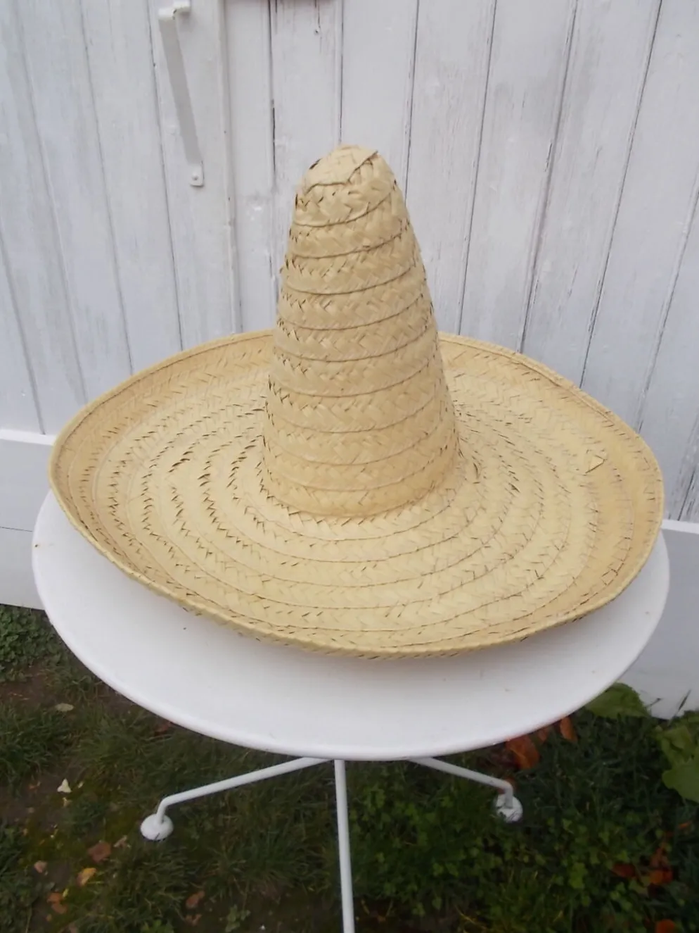 Chapeau asiatique sombréro osier