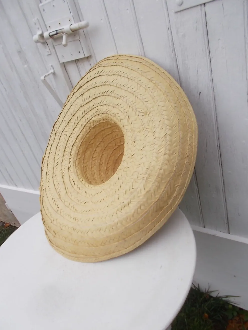 Chapeau asiatique sombréro osier