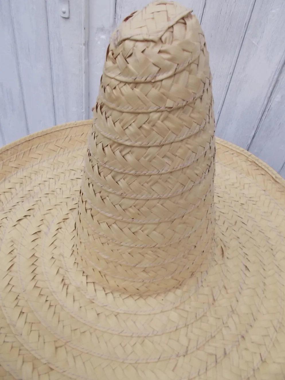 Chapeau asiatique sombréro osier