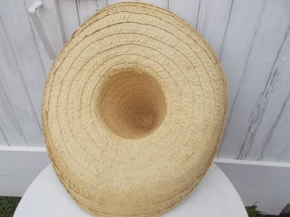 Chapeau asiatique sombréro osier