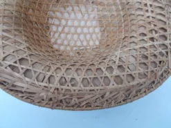 Chapeau asiatique style colonial en paille
