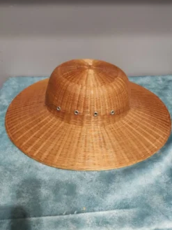 Chapeau colonial en rotin, des années 60-70