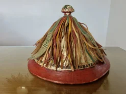 Chapeau conique africain, Fulani, en cuir et corde tressée, année 1900