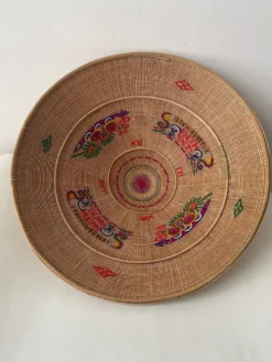 Chapeau vietnamien brodé