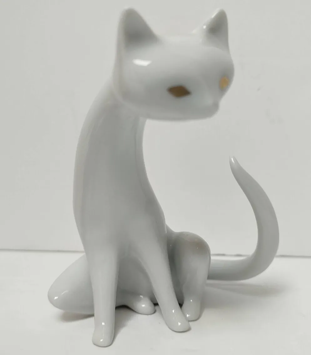 chat hollohaza design années 80 signé