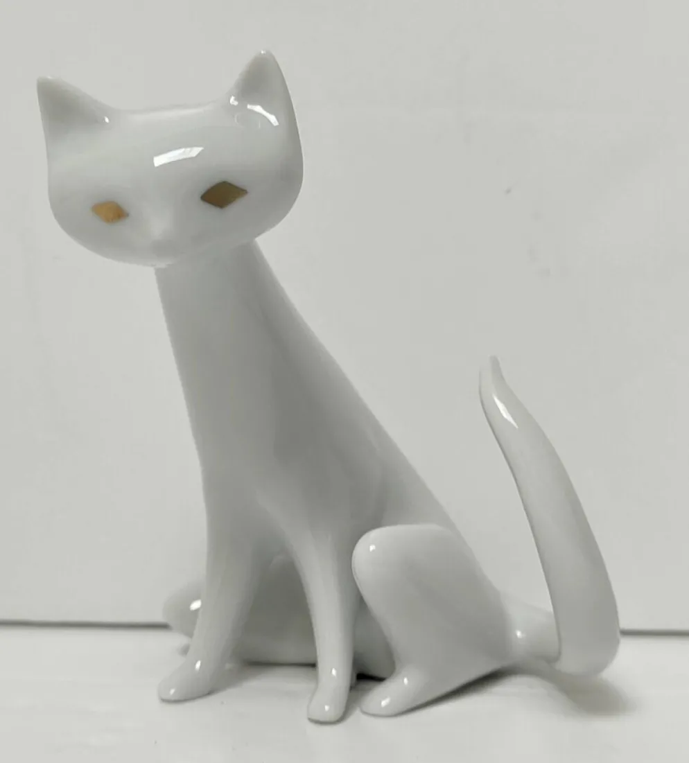 chat hollohaza design années 80 signé