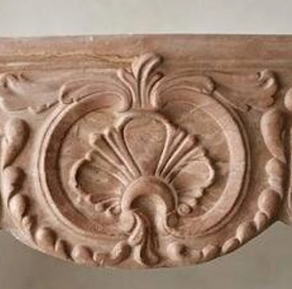 Cheminée XVIII en pierre de Prety (Bourgogne)