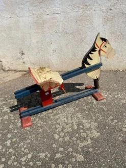 Cheval a bascule vintage