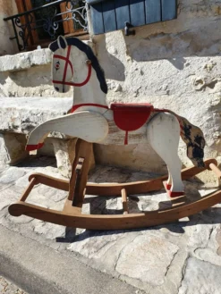 Cheval à bascule