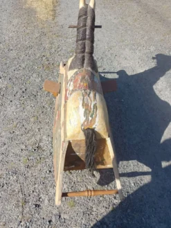 Cheval à bascule ancien