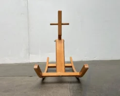 Cheval à bascule en bois du milieu du siècle, années 1960