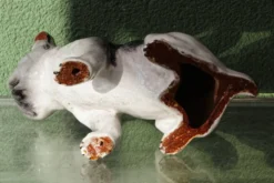 Chien, bouledogue, en terre cuite de Bavent