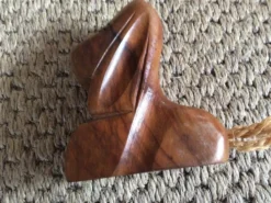 Chien en bois