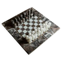 Échiquier en marbre vintage en pierre grise et rose – Pièces sculptées à la main, plateau de 31x31 cm, design italien des années 1960