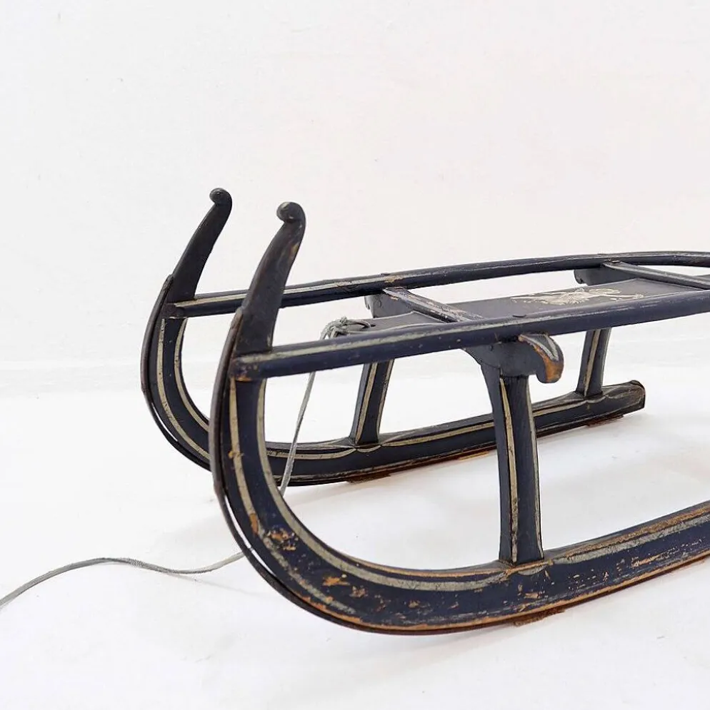 "Chérubin" luge décorative pour enfants en bois courbé du XIXe siècle