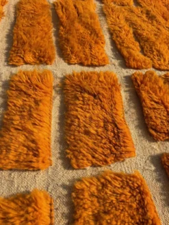 Clementine - Tapis berbère orange en laine sur mesure