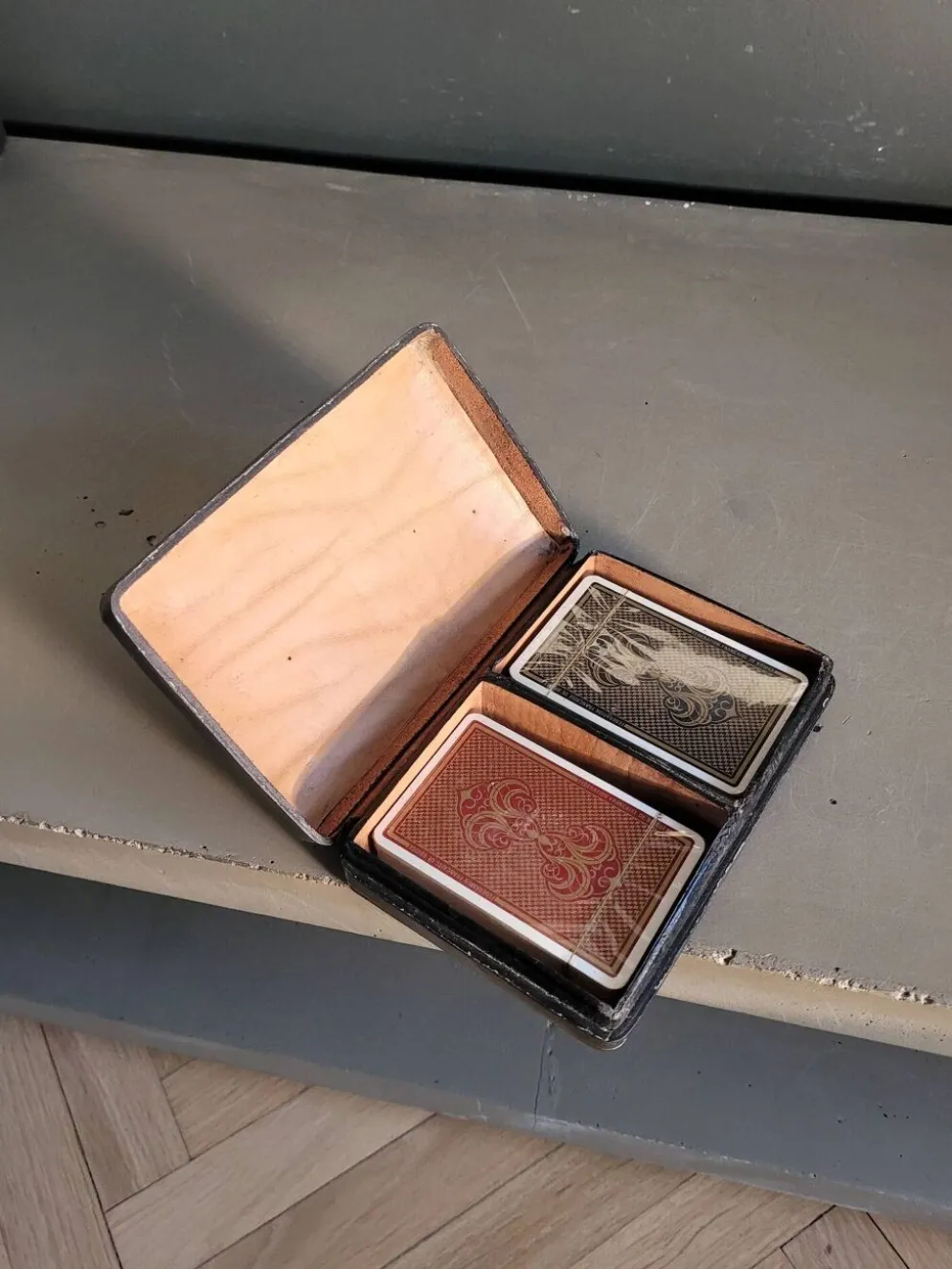 Coffret ancien de jeux de cartes FFB en cuir véritable