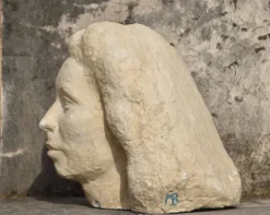 École française (monogrammé MB), Tête de femme (vers 1940)