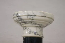 Colonne antique en marbre noir et blanc, Italie fin du 19ème siècle