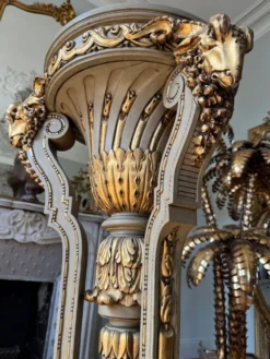 Colonne “aux boucs” de style Louis XVI d’époque Napoléon III