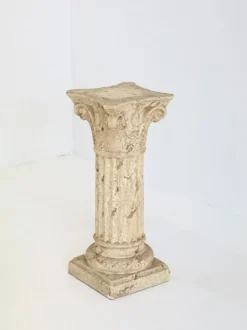 Colonne corinthienne de style romain
