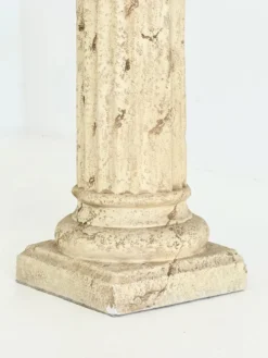 Colonne corinthienne de style romain