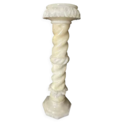 Colonne en albâtre