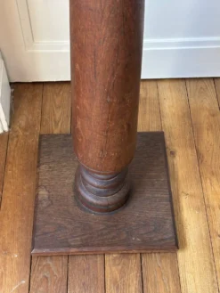 Colonne en bois