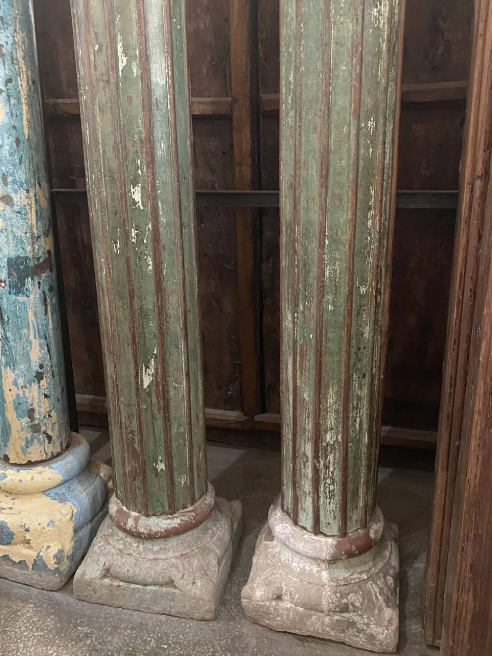 Colonne en bois